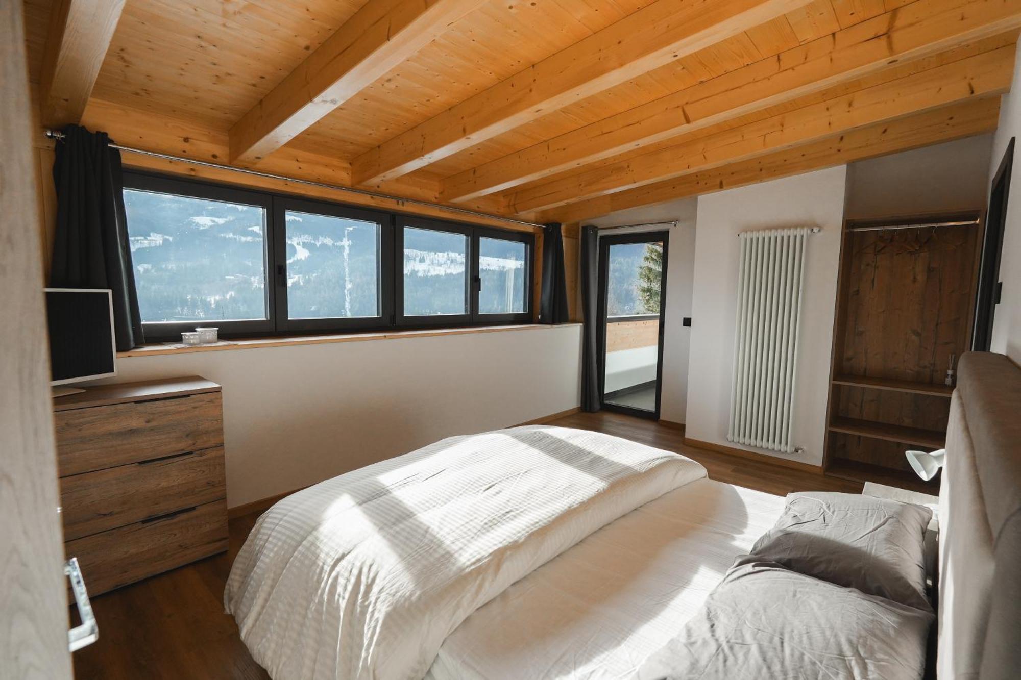 Mountain Deluxe 27 Apartments Con Wellness Cavalese Exteriér fotografie